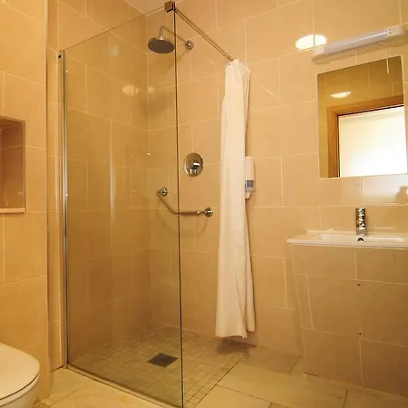 Savoy Centre Hostel
