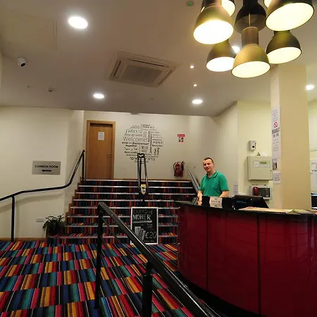 Savoy Centre 호스텔 골웨이