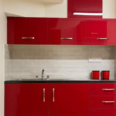 호스텔 Savoy Centre *