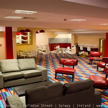 Hostel Savoy Centre *