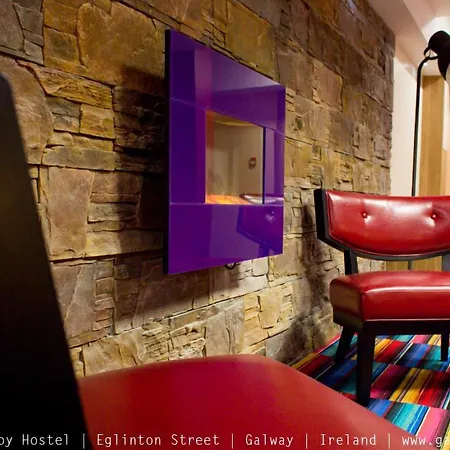 Hostel Savoy Centre *