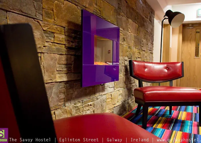 Hostal Savoy Centre *